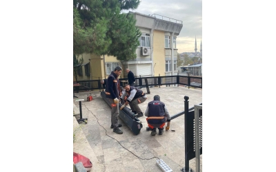 Vakfımızın terası için tente kurulumu çalışmaları tamamlandı. Desteklerinden ötürü Ümraniye Belediye Başkanı Sayın İsmet Yıldırım'a teşekkür ederiz.